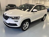 Usado Skoda Karoq Ambition 150 CV (110 kW) 2020 Blanco SUV