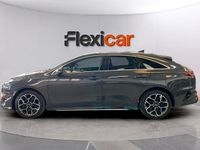 Usado Kia ProCeed GT-Line 120 CV (88 kW) 2022 Gris Familiar