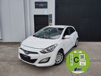 Usado Hyundai i30 100 CV (73 kW) 2014 Blanco Berlina