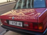 Usado BMW 316 102 CV (75 kW) 1989 Rojo Berlina