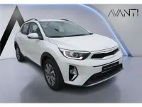 Usado Kia Stonic 101 CV (74 kW) 2024 Blanco SUV
