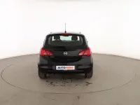 Usado Opel Corsa Selective 90 CV (66 kW) 2017 Negro Utilitario