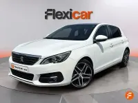 Usado Peugeot 308 Allure 130 CV (95 kW) 2018 Blanco Berlina
