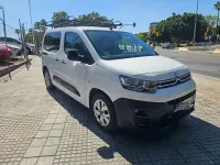Usado Citroën Berlingo Feel 102 CV (75 kW) 2021 Blanco Monovolumen