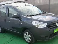 Usado Dacia Dokker Ambiance 75 CV (55 kW) 2014 Gris / plata Monovolumen