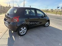 Usado Toyota Yaris 90 CV (66 kW) 2007 Negro Utilitario