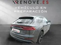 Usado Audi Q8 340 CV (250 kW) 2022 Gris / plata SUV