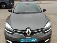 Usado Renault Mégane LIMITED 110 CV (80 kW) 2015 Gris / plata Berlina