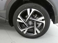 Usado Toyota C-HR Advance 122 CV (89 kW) 2023 Gris SUV