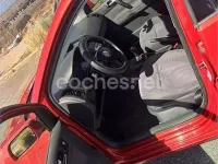 Usado VW Polo Trendline 75 CV (55 kW) 2003 Rojo Berlina