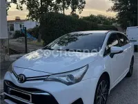Usado Toyota Avensis Advance 143 CV (105 kW) 2016 Blanco Familiar