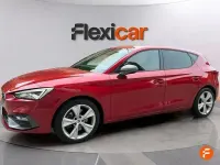 Usado Seat Leon FR 150 CV (110 kW) 2022 Rojo Familiar