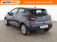 Usado Renault Clio Zen 90 CV (66 kW) 2017 Gris Utilitario