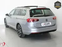 Używany VW Passat Executive 150 KM (110 kW) 2022 Szary Kombi