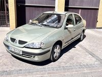 Usado Renault Mégane II 110 CV (80 kW) 2003 Verde Berlina