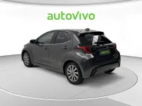 Usado Mazda 2 116 CV (85 kW) 2022 Gris / plateado SUV