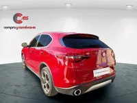 Usado Alfa Romeo Stelvio Edizione Speciale 210 CV (154 kW) 2017 Rojo SUV