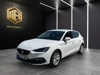 Usado Seat Leon Style 130 CV (95 kW) 2022 Blanco Berlina