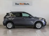 Usado VW T-Cross Advance 95 CV (69 kW) 2022 Gris SUV