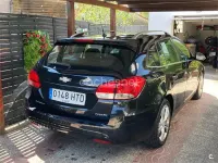 Usado Chevrolet Cruze LTZ 140 CV (102 kW) 2013 Negro Familiar