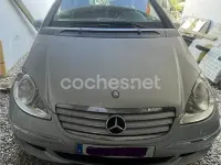 Usado Mercedes A180 Classic 109 CV (80 kW) 2009 Gris / plata Monovolumen