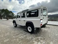 Usado Land Rover Defender 122 CV (89 kW) 2009 Blanco Familiar