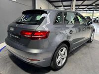 Usado Audi A3 Sportback Design 116 CV (85 kW) 2019 Gris Utilitario