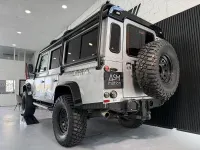 Usado Land Rover Defender SE 122 CV (89 kW) 2014 Gris / plata Familiar