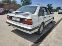 Usado Volvo 440 110 CV (80 kW) 1993 Blanco Utilitario