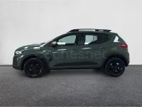 Usado Dacia Sandero Extreme 101 CV (74 kW) 2025 Verde Berlina
