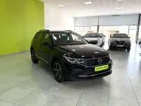 Usado VW Tiguan Life 150 CV (110 kW) 2021 Negro SUV