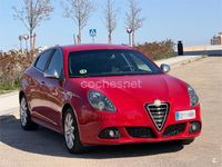 Usado Alfa Romeo Giulietta Distinctive 140 CV (102 kW) 2011 Rojo Utilitario