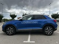 Usado VW T-Roc Advance 150 CV (110 kW) 2018 Azul SUV