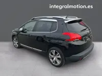 Usado Peugeot 2008 Allure 99 CV (72 kW) 2016 Negro SUV