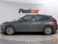 Usado Skoda Scala Selection 116 CV (85 kW) 2024 Gris Utilitario