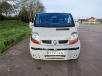 Usado Renault Trafic Equilibre 110 CV (80 kW) 2025 Gris / plata Monovolumen