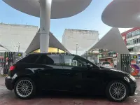 Usado Audi A3 150 CV (110 kW) 2018 Negro Berlina