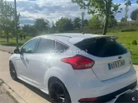 Usado Ford Focus ST 185 CV (136 kW) 2015 Blanco Berlina