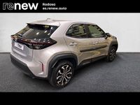 Usado Toyota Yaris Hybrid Business Edition 116 CV (85 kW) 2021 Gris Berlina