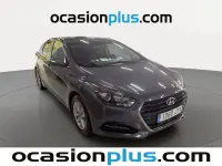 Usado Hyundai i40 116 CV (85 kW) 2017 Gris Berlina