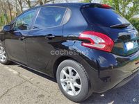 Usado Peugeot 208 Style 82 CV (60 kW) 2014 Negro Utilitario