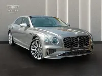 Usado Bentley Flying Spur Mulliner 544 CV (400 kW) 2025 Gris / plata Berlina
