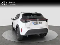 Usado Toyota Yaris Cross Active 116 CV (85 kW) 2024 Blanco SUV