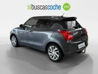 Usado Suzuki Swift 102 CV (75 kW) 2020 Gris/plata Utilitario