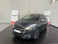 Usado Peugeot 208 110 CV (80 kW) 2019 Negro Utilitario