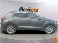 Usado VW T-Roc Advance 150 CV (110 kW) 2022 Gris SUV