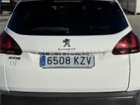 Usado Peugeot 2008 Allure 110 CV (80 kW) 2019 Blanco SUV