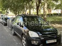 Usado Kia Carens 140 CV (102 kW) 2007 Negro Monovolumen