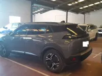 Usado Peugeot e-2008 Allure 114 kW (156 CV) 2024 Gris SUV