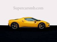 Usado Ferrari 296 609 kW (829 CV) 2022 Amarillo Coupe